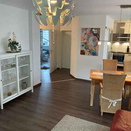 Klimatisierte Schwarzwald Europapark Rust Barrierefrei 110 Qm Daire Neuried (Baden-Wurttemberg)