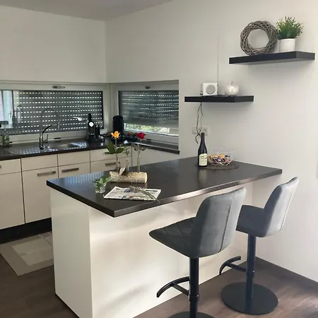 Appartement Klimatisierte Schwarzwald Europapark Rust Barrierefrei 110 Qm